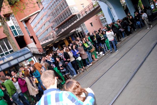Okupljanje studenata na fakultetu